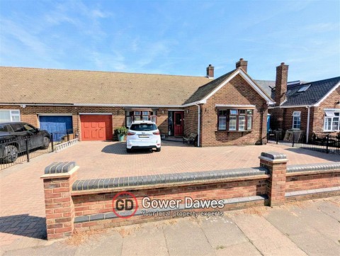 Heath Road, Orsett Heath