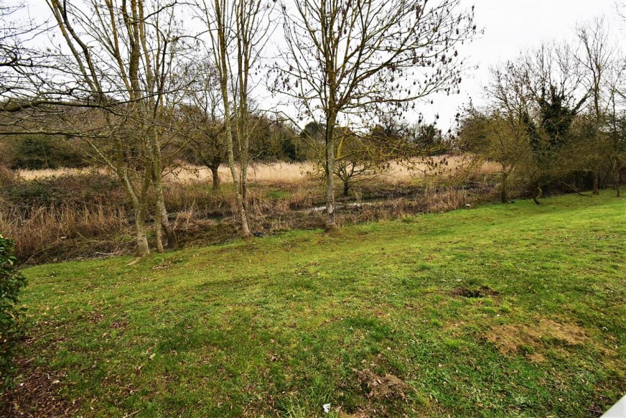 Images for Broadhope Avenue, Stanford-Le-Hope