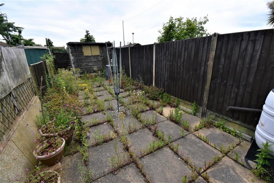 Images for Aluric Close, Chadwell St.Mary