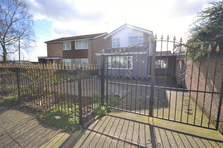 View Full Details for Pepys Close, Tilbury