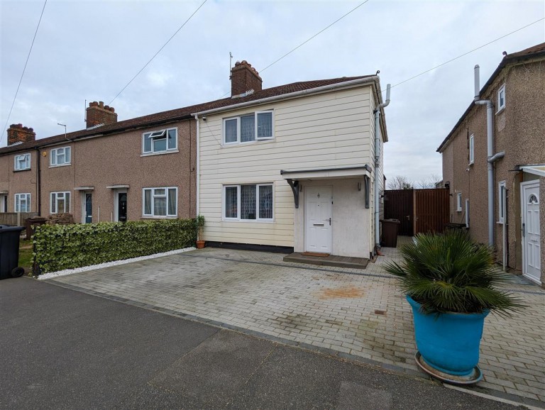 View Full Details for Scott Road, Chadwell St.Mary