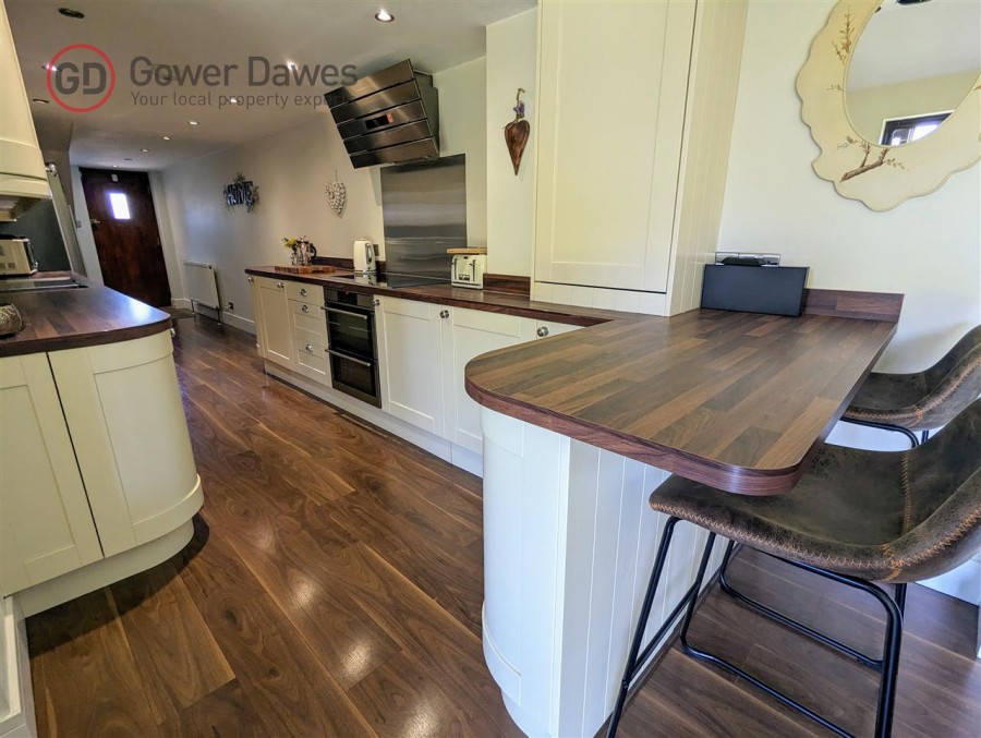 Images for Vevey Muckingford Road, Linford