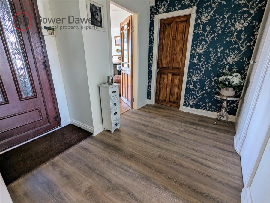 Images for Vevey Muckingford Road, Linford
