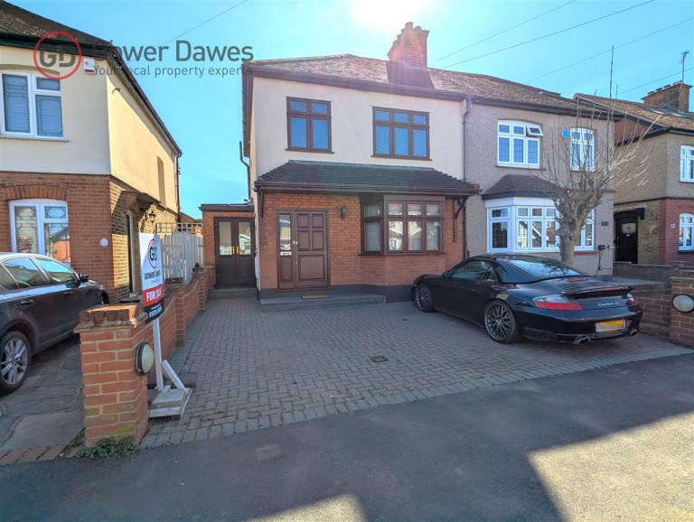 View Full Details for Derham Gardens, Upminster, Upminster