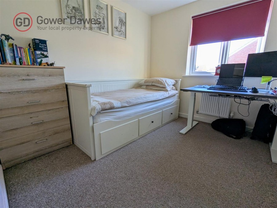 Images for Shearwater Avenue, East Tilbury