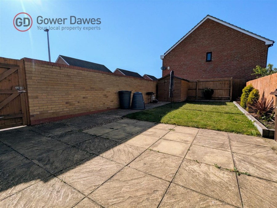 Images for Shearwater Avenue, East Tilbury