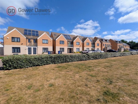 Sunliner Way, South Ockendon
