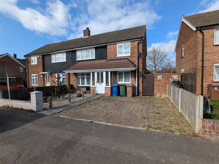 View Full Details for Morant Road, Chadwell St.Mary
