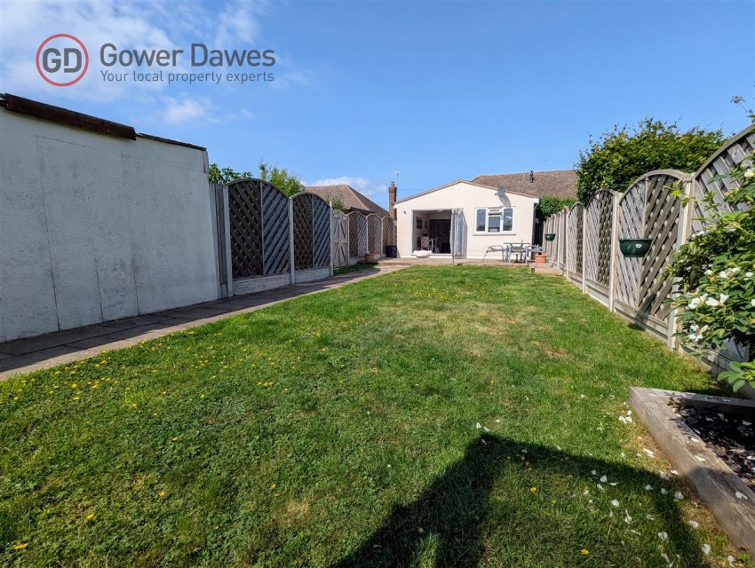 Images for Lilac Avenue, Wickford