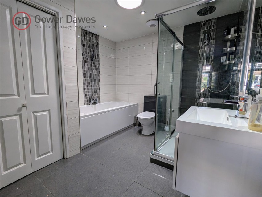 Images for Lilac Avenue, Wickford