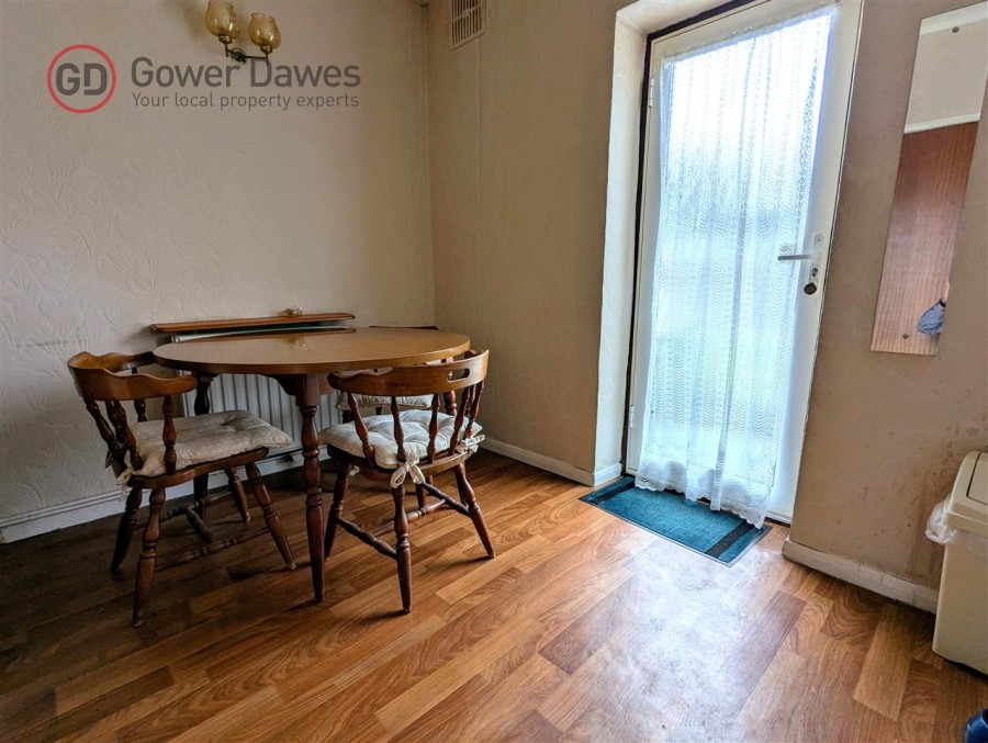 Images for Bennetts Castle Lane, Dagenham