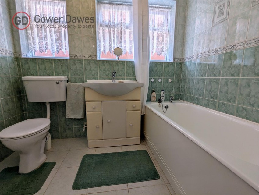Images for Savannah Greyhound Lane, Grays