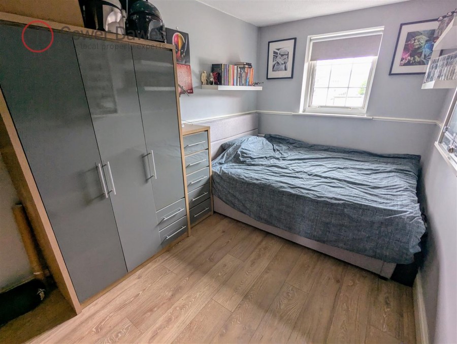 Images for Broadhope Avenue, Stanford-Le-Hope