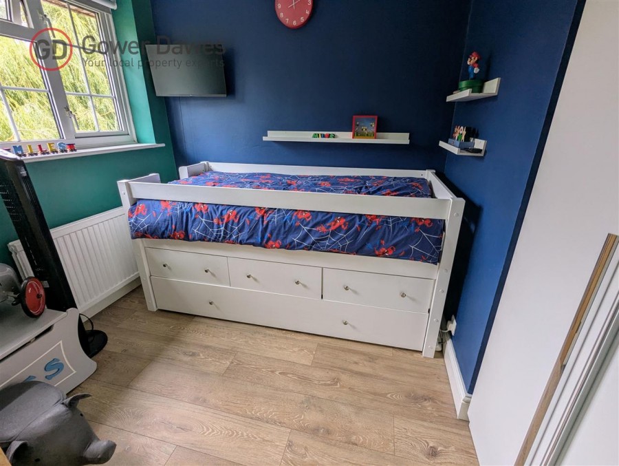Images for Broadhope Avenue, Stanford-Le-Hope
