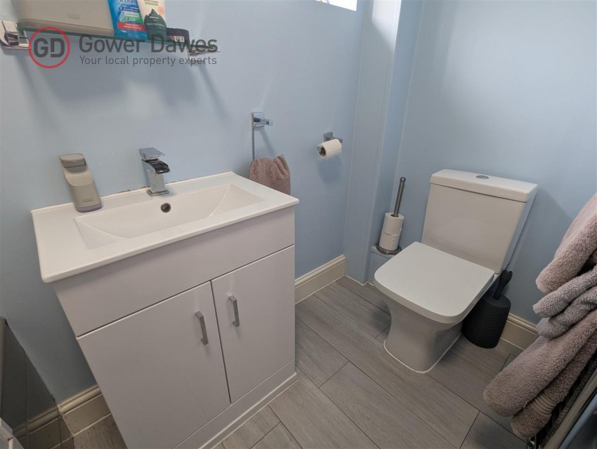 Images for Broadhope Avenue, Stanford-Le-Hope