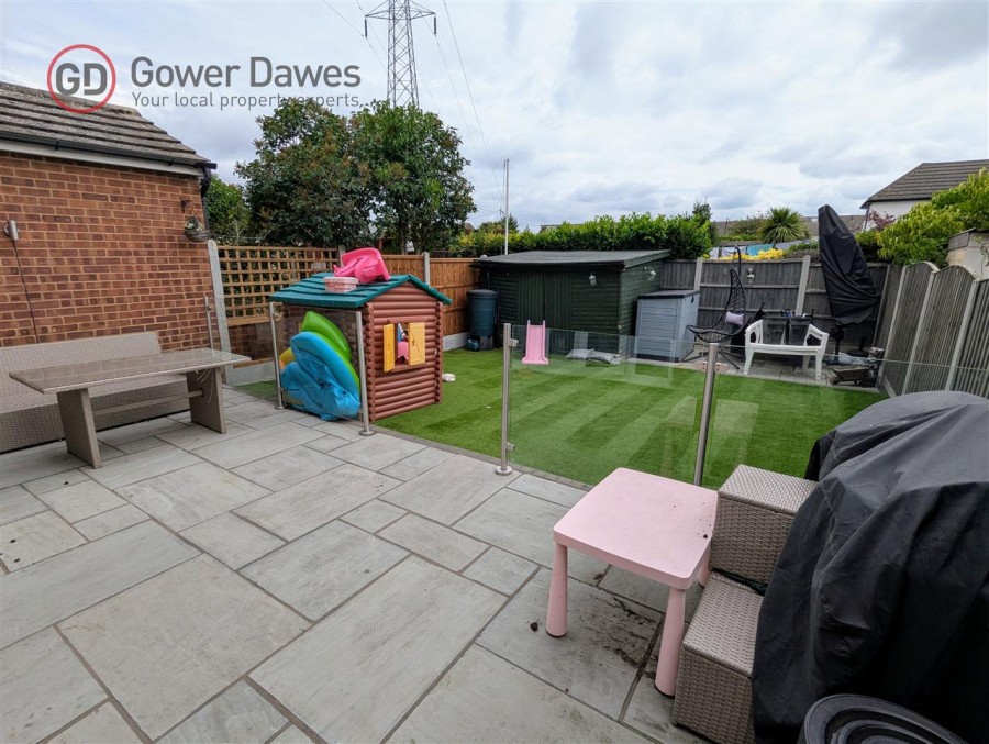 Images for Somerset Road, Linford