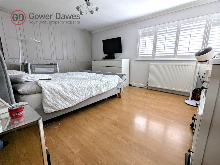 Images for Somerset Road, Linford