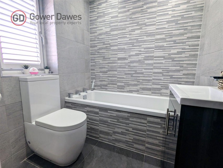 Images for Courtney Road, Chadwell St.Mary