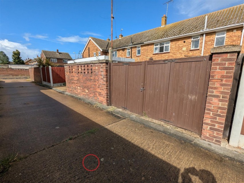 Images for Longhouse Road, Chadwell St.Mary