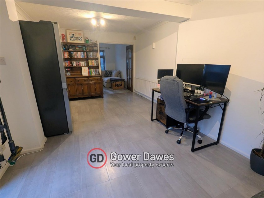 Images for Barry Close, Orsett Heath