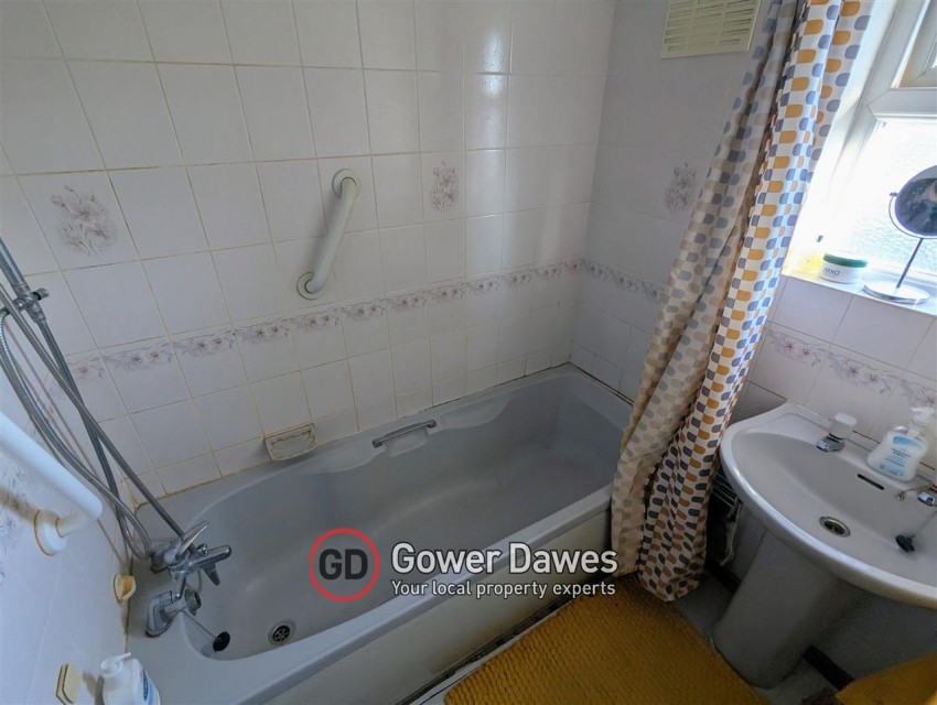 Images for St Teresa Walk, Chadwell St.Mary