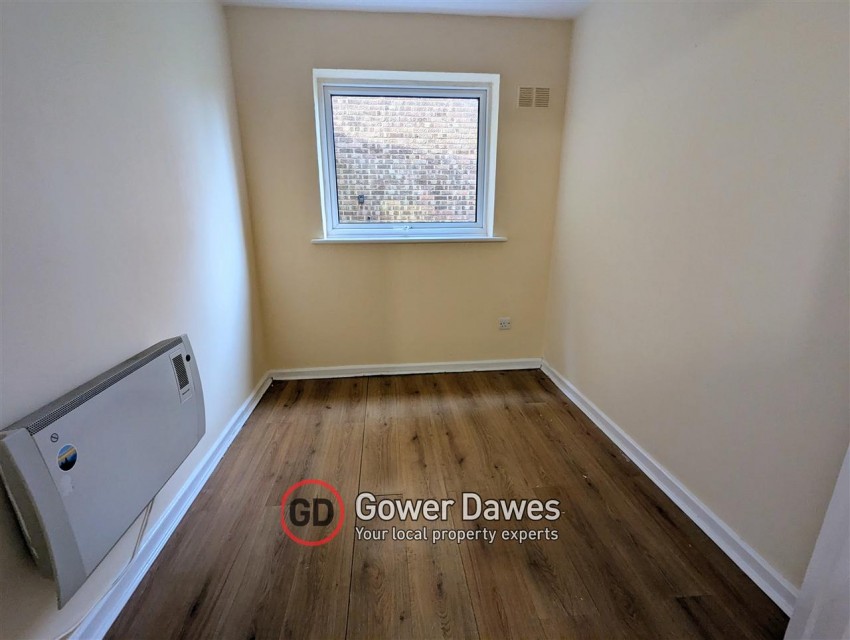 Images for Queen Mary Court, Queen Mary Avenue, East Tilbury