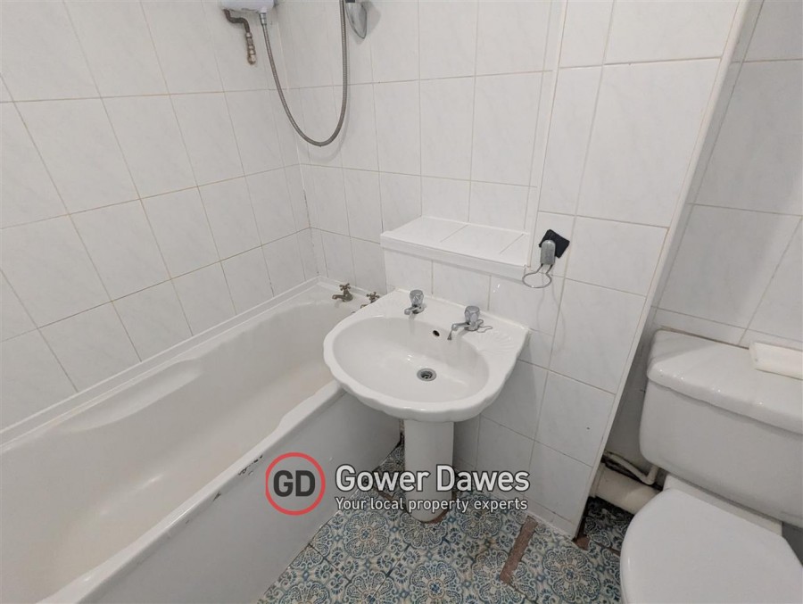 Images for Queen Mary Court, Queen Mary Avenue, East Tilbury