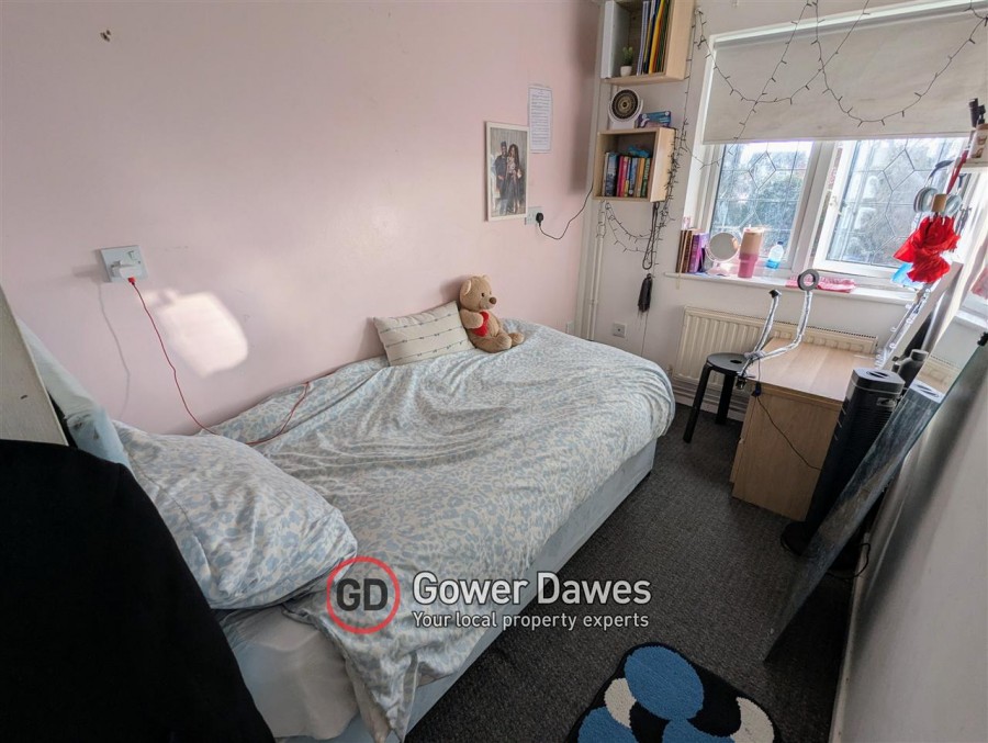 Images for Stenning Avenue, Linford