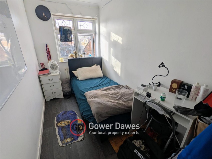 Images for Stenning Avenue, Linford