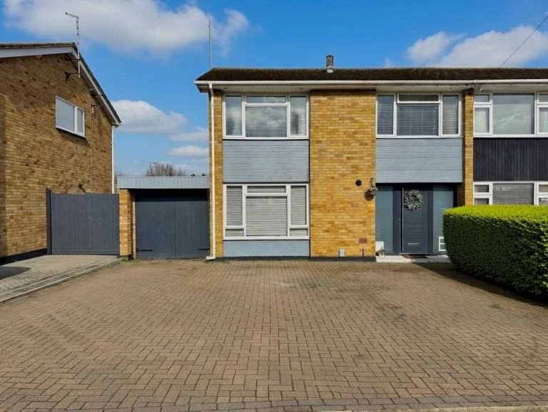 Rubicon Avenue, Wickford