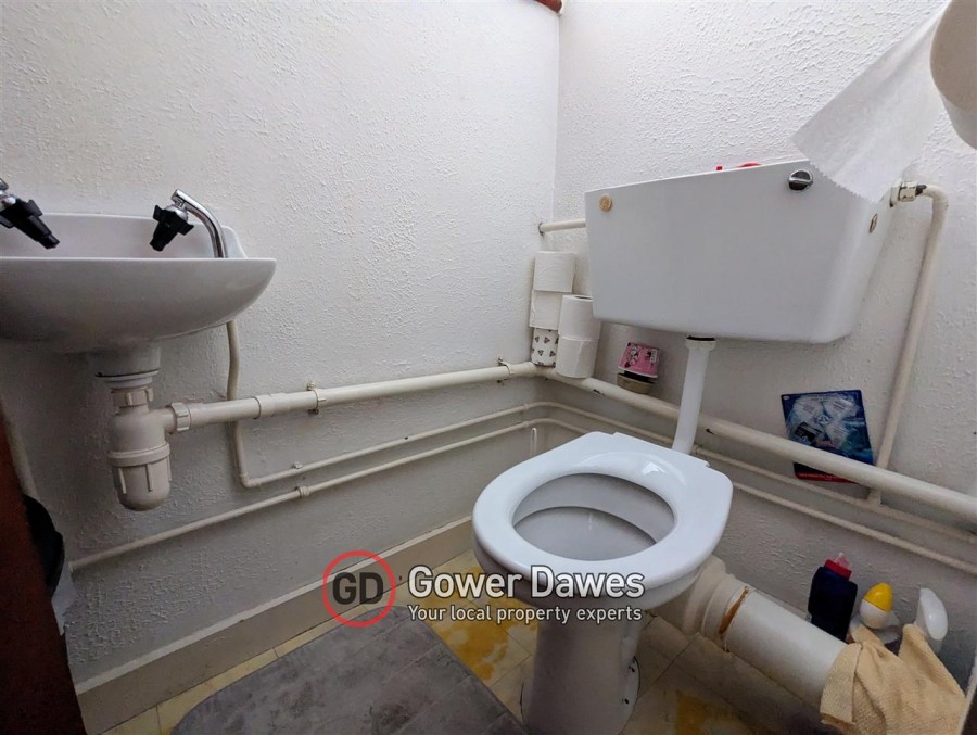 Images for Camden Close, Chadwell St.Mary