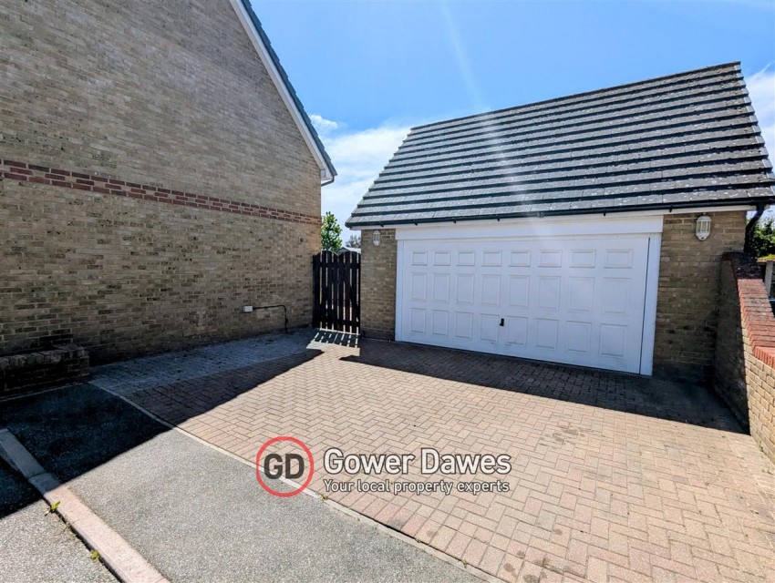 Images for Longley Mews, Farm Road, Orsett Heath