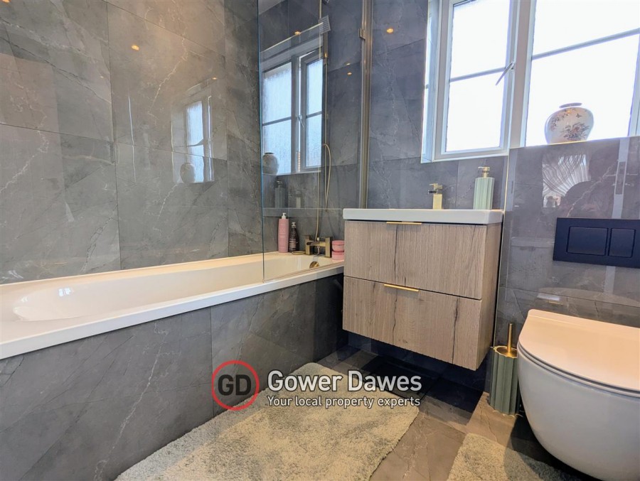 Images for Hill House Drive, Chadwell St.Mary
