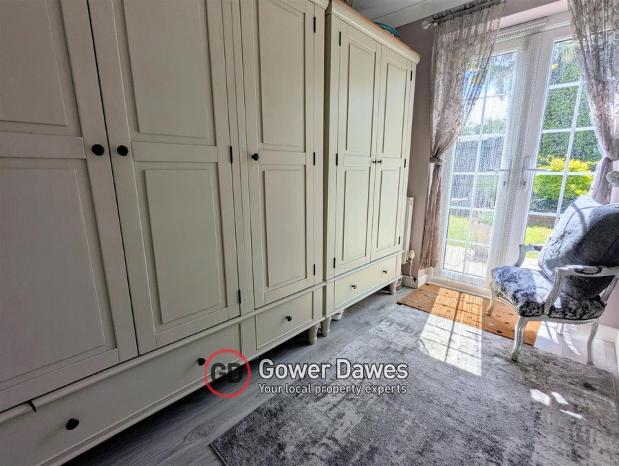 Images for Sandhurst Road, Tilbury, RM18