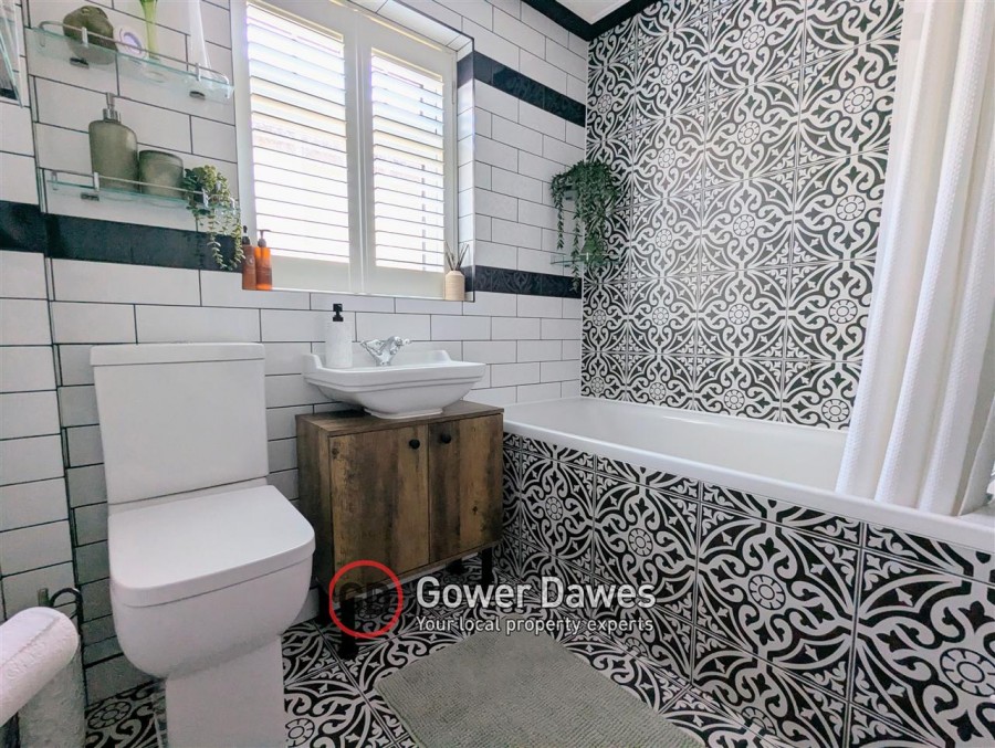 Images for Sandhurst Road, Tilbury, RM18