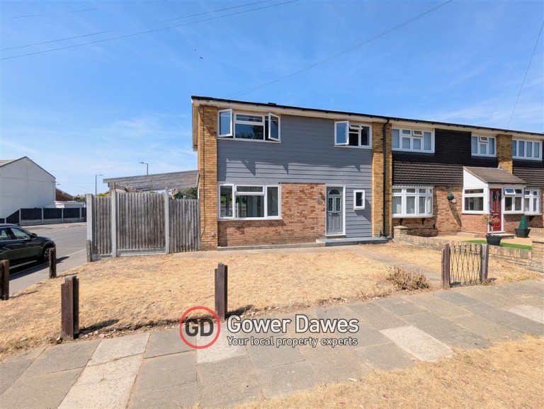 Cedar Road, Chadwell St.Mary